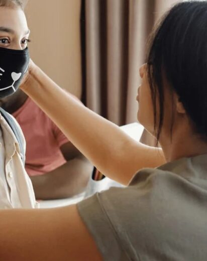 familia-covid-convertido-de-webp